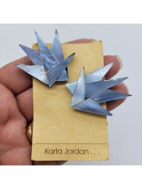 Vintage 80s Carla Jordan Shell Thermoset Spiked Earrings Gray Pierced NEW